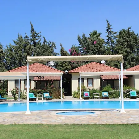 別荘 Villa Candurmaz